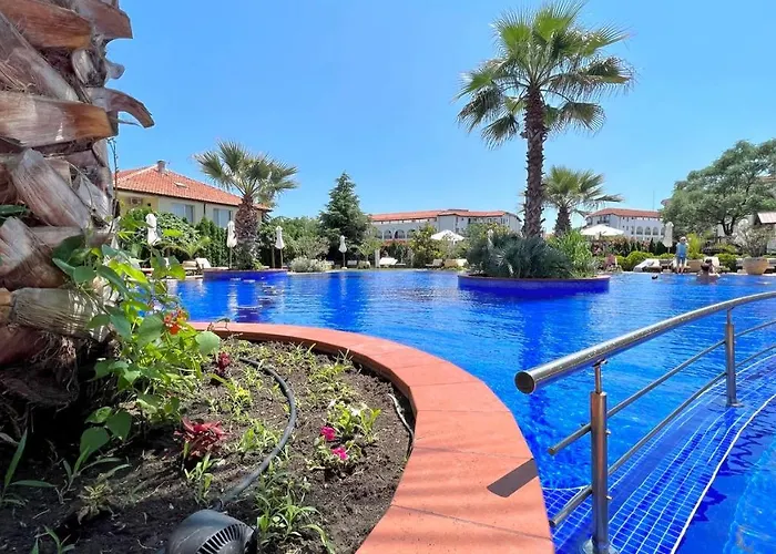 Bratanov Cascadas * Равда