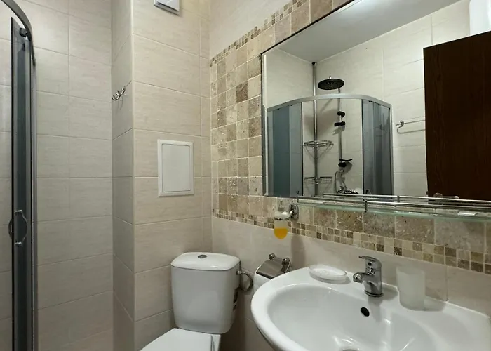 Bratanov Cascadas * Равда