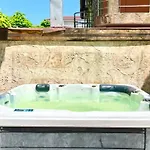 Bratanov Cascadas Apartman Ravda