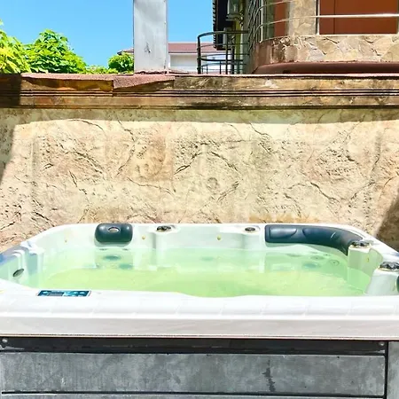 Bratanov Cascadas Apartman Ravda