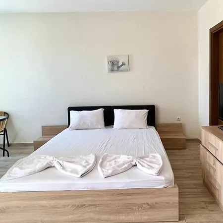 Apartment Bratanov Cascadas