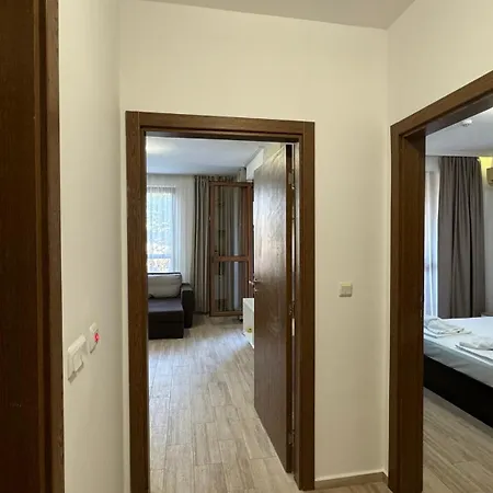 Bratanov Cascadas Apartman Ravda