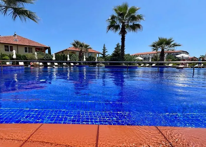 Bratanov Cascadas Апартамент